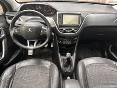 Peugeot 208 Feline Pack Cuir 1.6 en internet