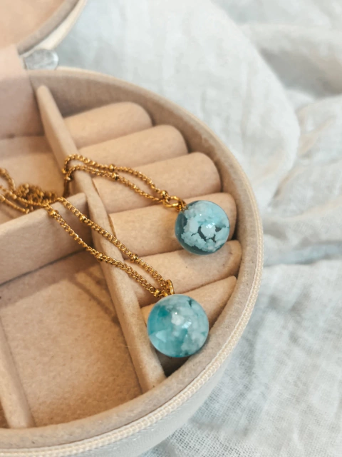 Collares bajo el mismo cielo varios modelos y colores