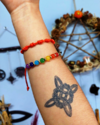 PULSERA HILO ROJO PIEDRAS 7 CHAKRAS - comprar online