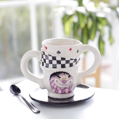 Taza Alicia en el país de las maravillas gigante