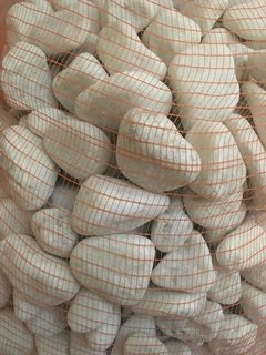 Piedras Bianco Marmol 25 kg - comprar online