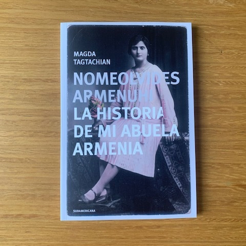 "Nomeolvides Armenuhi", de Magda Tagtachian en internet