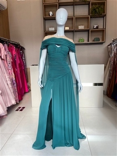 LOCAÇÃO vestido verde musseline com capa