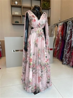 LOCAÇÃO rose floral com capa tule