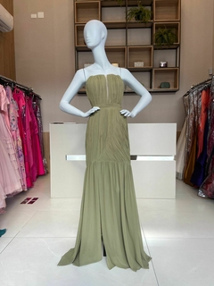 LOCAÇÃO - vestido verde oliva tqc