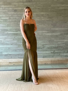 LOCAÇÃO - vestido verde oliva tqc - Brilliê