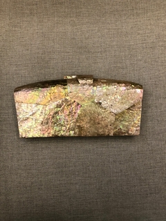 LOCAÇÃO Clutch Madrepérola na internet
