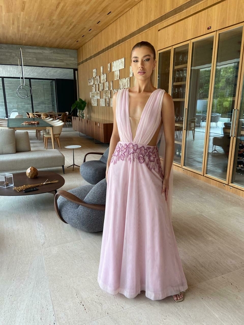 VESTIDO TULE ROSE COM LEVE BRILHO E BORDADO NA CINTURA - Brilliê