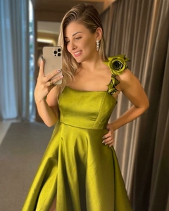 PRIMEIRA LOCAÇÃO Vestido verde oliva Brilliê tomara que caia - comprar online
