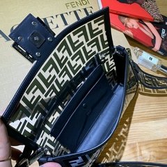 BOLSA FEND1 - LINHA ITALIANA PREMIUM - Réplicas de Bolsas Grifes Famosas