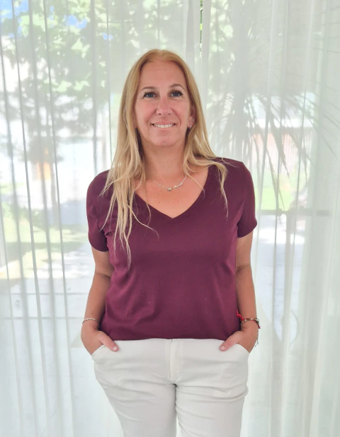 Remera escote V - Ribka