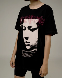 Remera Tenebrism - Bondi Poncho