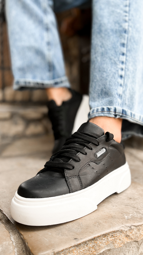SAONA BLACK