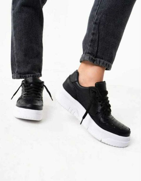 SNEAKERS JANA CUERO NEGRO - comprar online