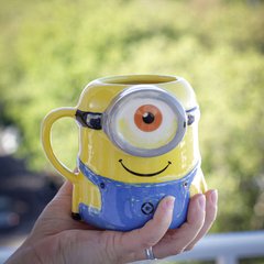 TAZA PREMIUM - Minions en internet