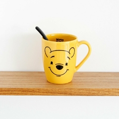 WINNIE the POOH - linea amarilla