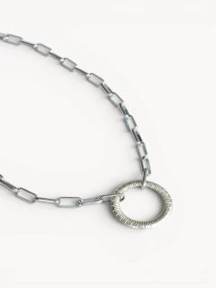 Collar cadena Estocolmo en internet