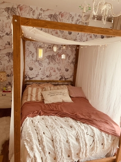 Cama