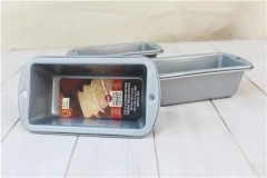 Wilton - Molde para mini budin
