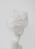 Graciella Starling, Alta capelaria. Flor de seda off-white, perfeita para casamentos. Inspirado pela Princesa Kate Mildleton. Pode ser usado para eventos diurnos ou noturnos. Perfeito para noivas no campo ou na praia
