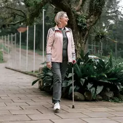 Imagem do Par de Muletas Canadenses em Alumínio Regulável 130 Kg D6 Dellamed (2 unidades)