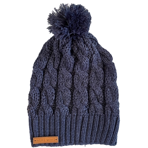 Gorro Basic con Pompón AZUL MARINO