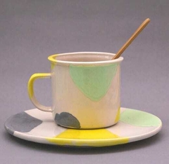 Taza de cerámica manchas de color - Tienda Nido