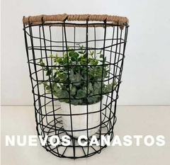 Canasta de alambre y yute - Tienda Nido