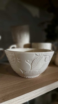 Bowl de cerámica esgrafiado