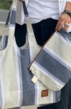Bolso tusor con neceser