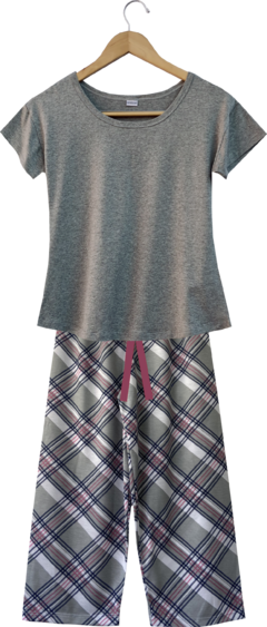 PIJAMA CAPRI XADREZ CINZA