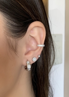 Argola prata 925 com círculos de zircônias