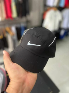 Boné Nike Refletivo