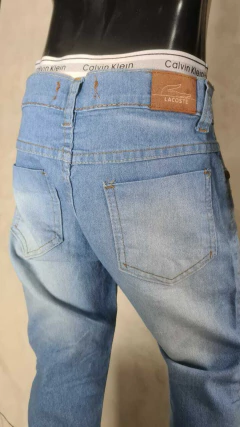 Jeans Gabriel na internet