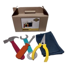 Set De Herramientas Didacticas De Madera Con Estuche De Tela en internet