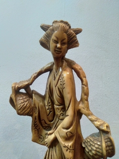 ESTATUILLA FIGURA ORIENTAL