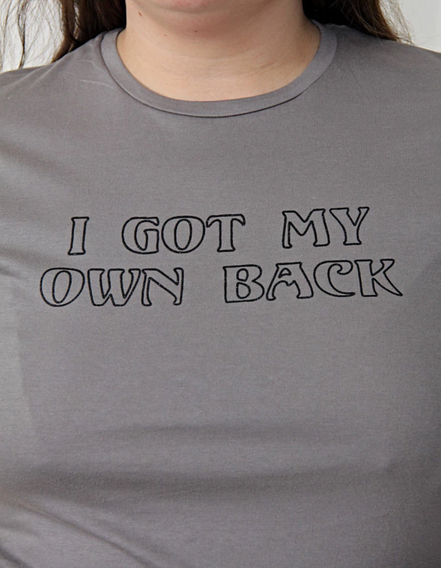 Remera Kora i got my own back curvy talla xl/3xl Onyx Jeans — imagen 6