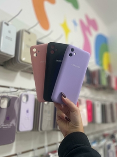 Silicona con logo Samsung A04e