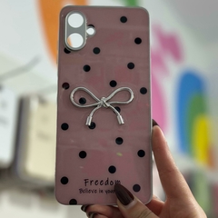 Funda a lunares Samsung A06 - Happy Móvil
