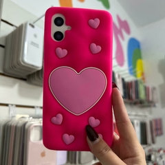Funda silicona 3D corazones Samsung A06 en internet