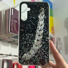 Funda con brillo y cadena Samsung A25 en internet