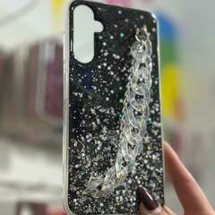 Funda con brillo y cadena Samsung A25 - comprar online