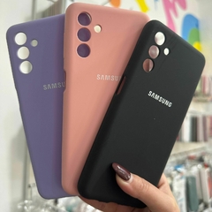 Silicona con logo Samsung A13/ A23 en internet