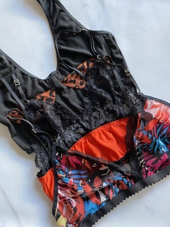3 tops surtidos $40.000 x Transf en internet