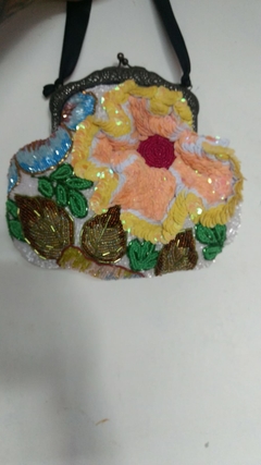 Pochette Bordado Flores - MUJERSUELA