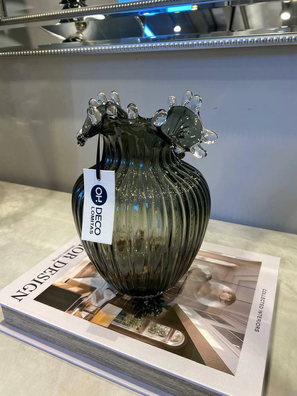 Florero el vidrio soplado L