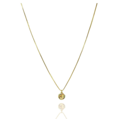 Colar Com Pingente Pequeno Em Circulo Com Árvore Da Vida Com Zircônias Coloridas Banhado em Ouro 18k