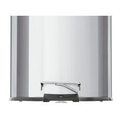 Lixeira com pedal de 12 L em aço inox polido, com balde interno removível e tampa com sistema Stay Open.