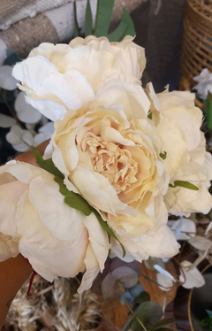 Imagen de Ramo Peonia Corto Tonos