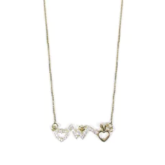 detalhe do colar semijoia de batimento coração e anel com zircônias banhado a ouro 18k